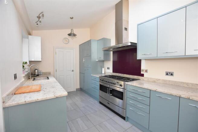 Kitchen.JPG