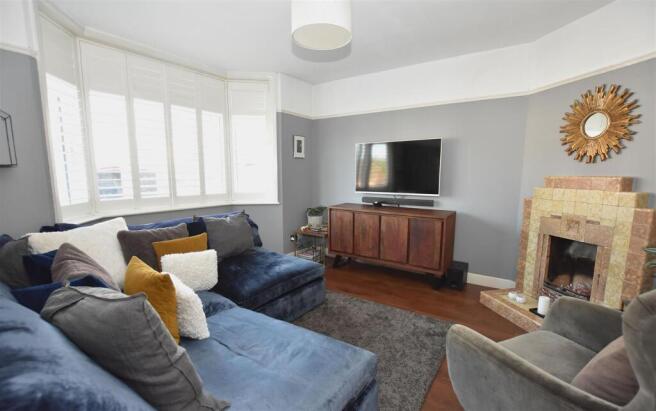 Living Room.JPG