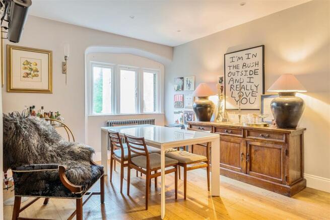 Dining Room.jpg