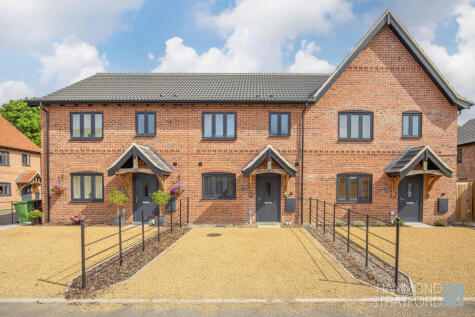 Fallow Drive, Banham