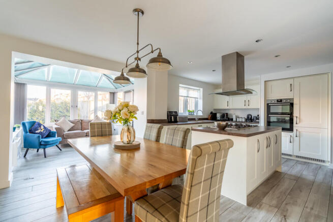 Kitchen/Dining Ro...
