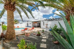 Photo of Canary Islands, Lanzarote, Playa Blanca