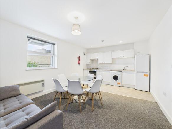 Lounge / Kitchen