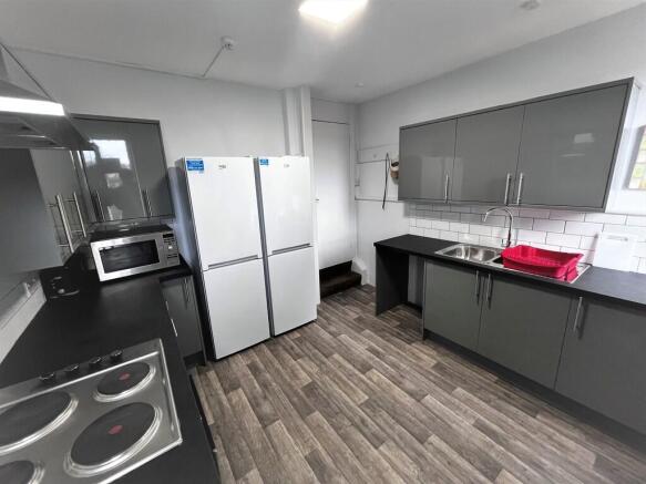 Kitchen (Differen...