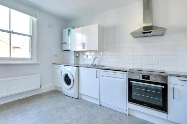 3.KITCHEN.jpg