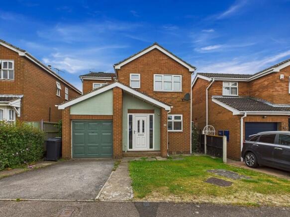 CAM04273G0-PR0151...