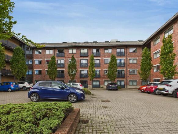 CAM04273G0-PR0191...