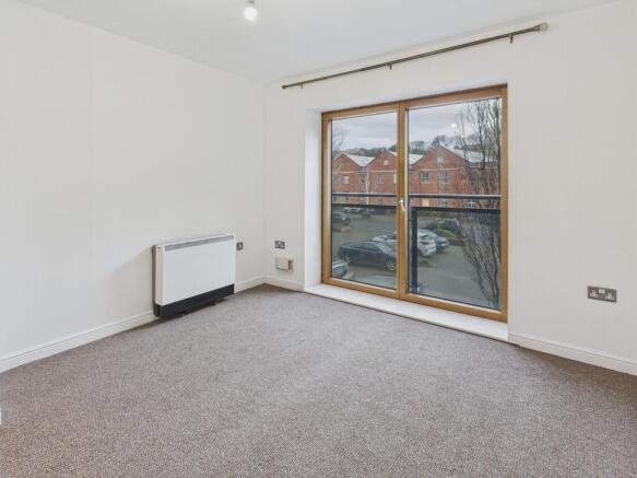 CAM04273G0-PR0225...