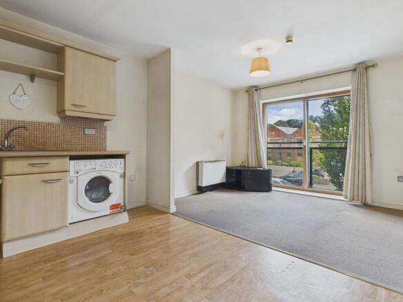 CAM04273G0-PR0191...