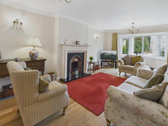 CAM04273G0-PR0195...