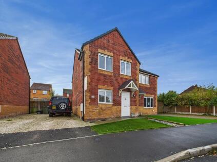 Masefield Avenue, Holmewood