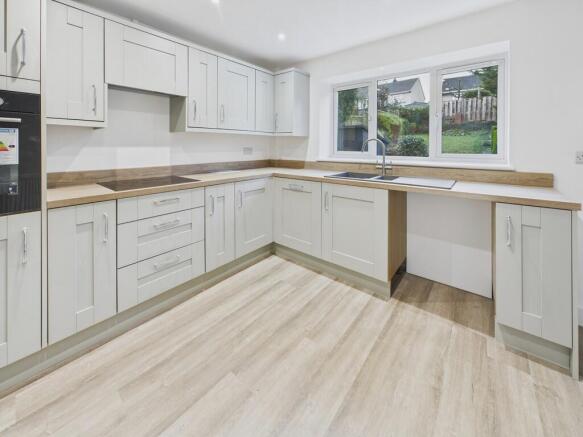 CAM04273G0-PR0224...