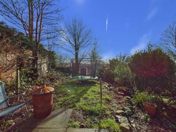 CAM04273G0-PR0258...