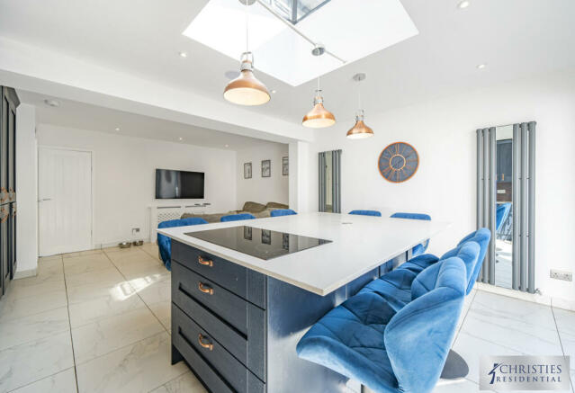 Luxury Fitted Kitchen/Reception Room