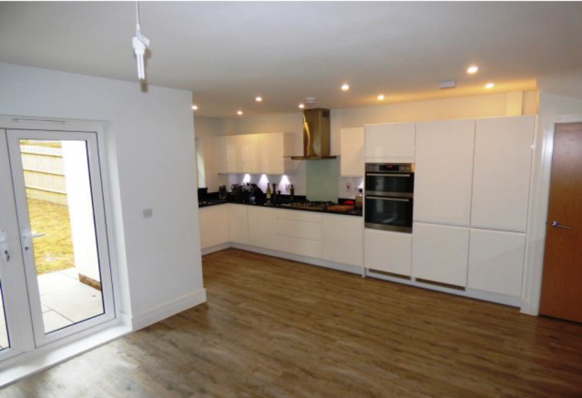 Fitted Kitchen/Dining Room