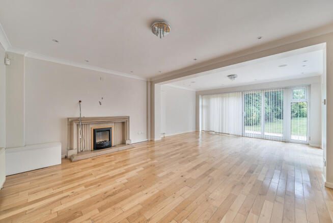 1356296-20-68cace48866b6