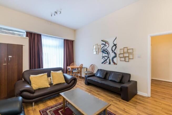 15314_4oldcastlestreet_7.jpg