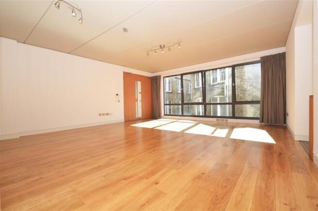 1 Bedroom Apartment To Rent In Curtain Road London Ec2a Ec2a