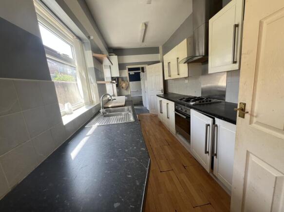 Kitchen T202505011243.jpg