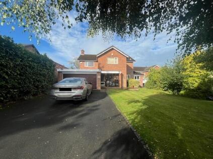 5 Pennine Drive, Altrincham, Greater Manchester WA14 4NH