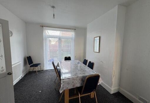 DINING ROOM T202510061554.jpg