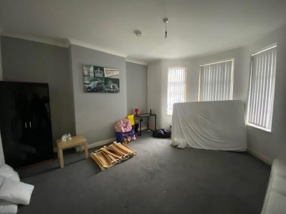 Living Room T202510231634.jpg