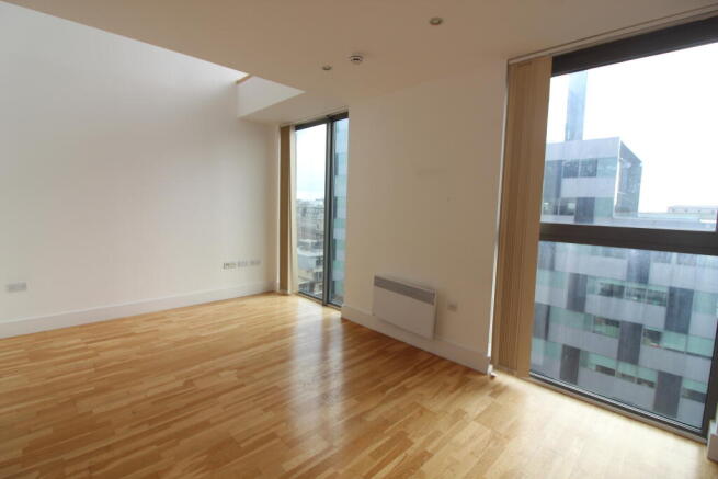 Lounge 2 T202509121646.jpg