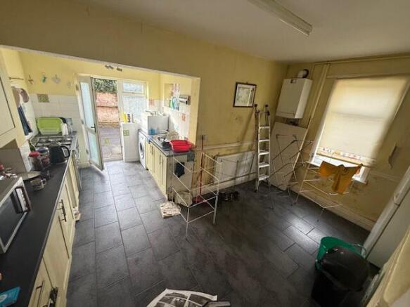 Dinkitch T202511051040.jpg