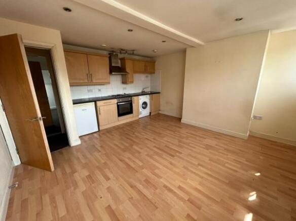 Lounge - Kitchen T202511061506.jpeg