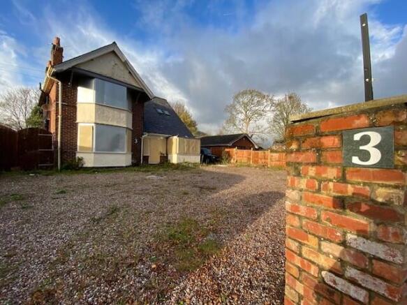 External T202511181443.jpg