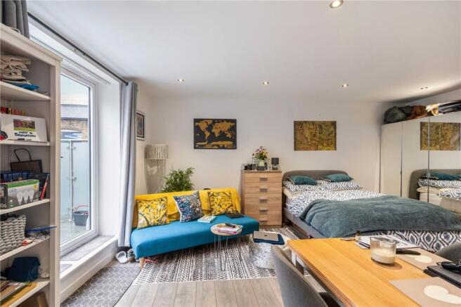Bedroom/Reception
