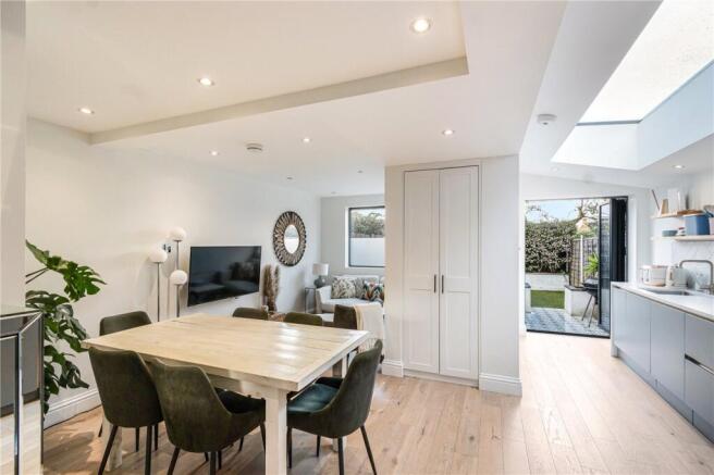 Dining Area P1