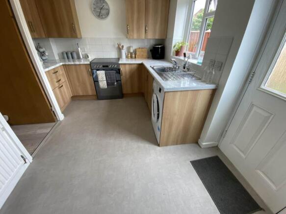 KITCHEN PHOTO ONE