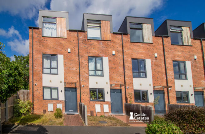 Three bedroom house to rent