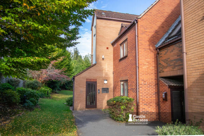 1 bed flat to rent in the Castle Marina