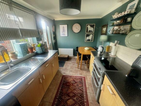 Kitchen/Dining Room