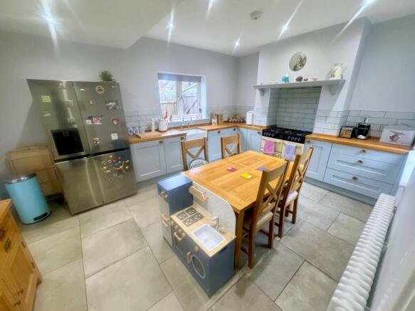 Kitchen/Dining Room