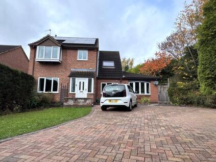 Grasmere Close, Brizlincote valley, Burton-on-Trent, DE15