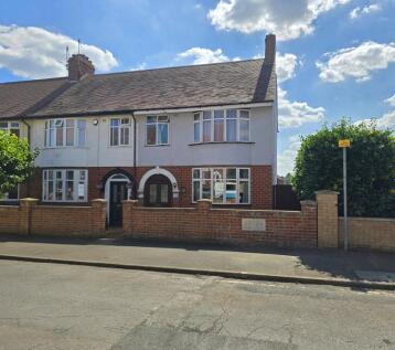 Bembridge Drive, Queens Park, NN2 6LZ