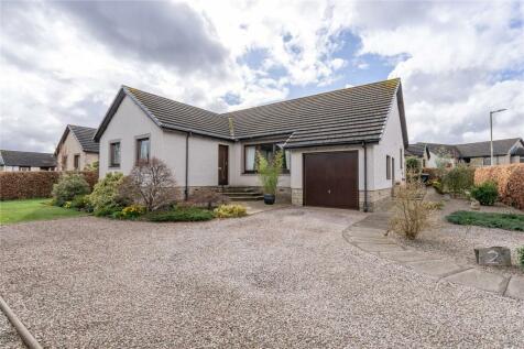 Perth - 4 bedroom bungalow for sale
