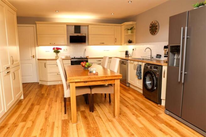 Kitchen/Family Room
