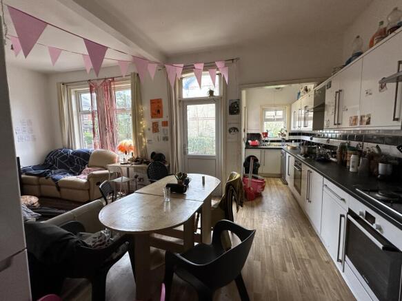 41 Burton Road 8 Bed