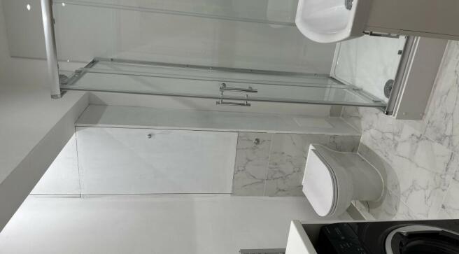 Flat 6  77 Wellington Road