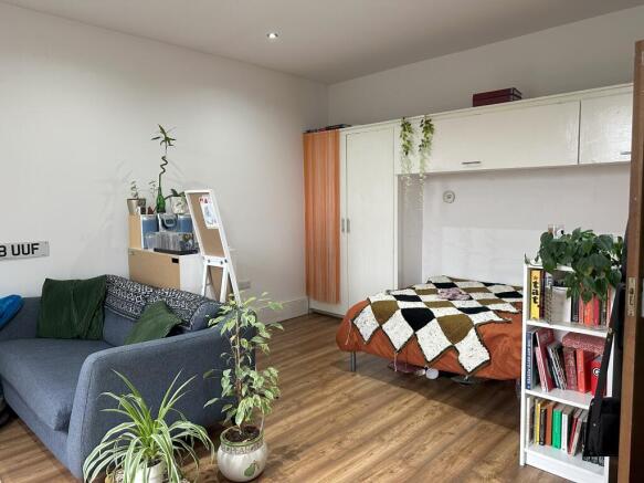 Flat 6 399 Wilmslow Road