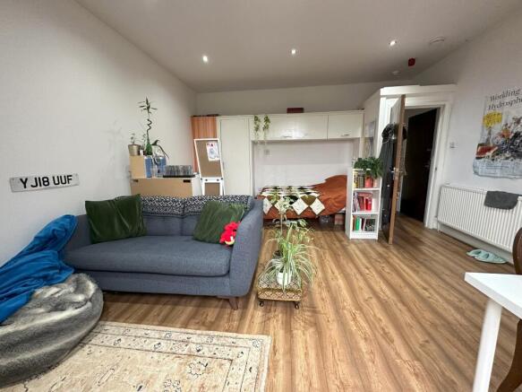 Flat 6 399 Wilmslow Road