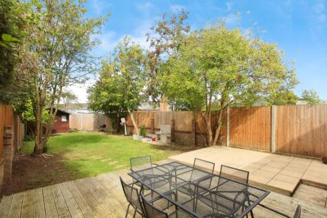 Mead Close, Peterborough