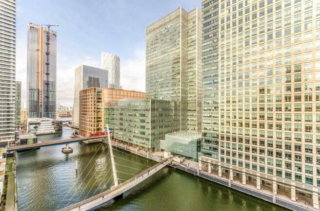 1 Bedroom Flat To Rent In Discovery Dock West Canary Wharf