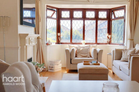 Sackville Crescent, Harold Wood