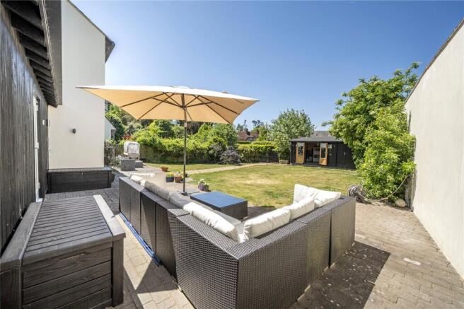 Patio & Garden
