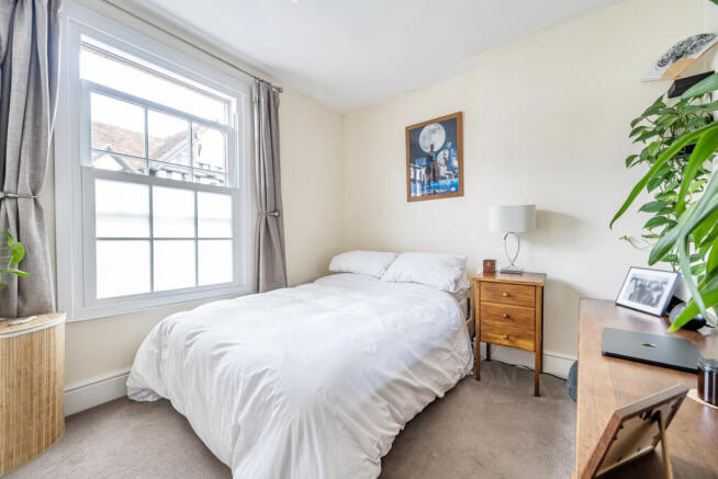 1326110-18-6877d1...